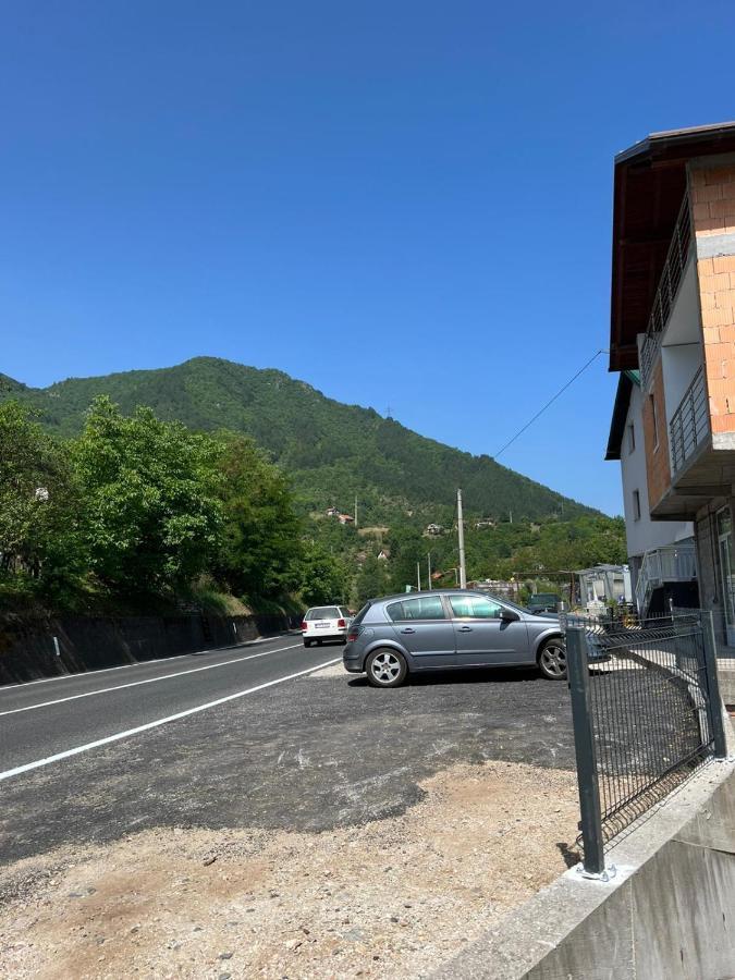 S&R Lake View Hostel Konjic Exterior foto