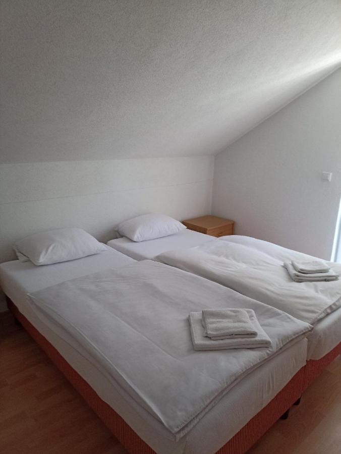 S&R Lake View Hostel Konjic Exterior foto