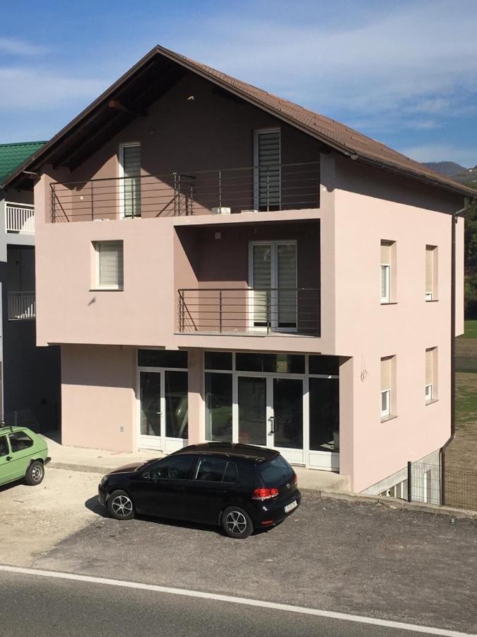 S&R Lake View Hostel Konjic Exterior foto